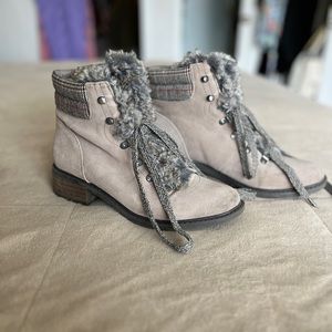 Sam Edelman furry booties, gray, size 9